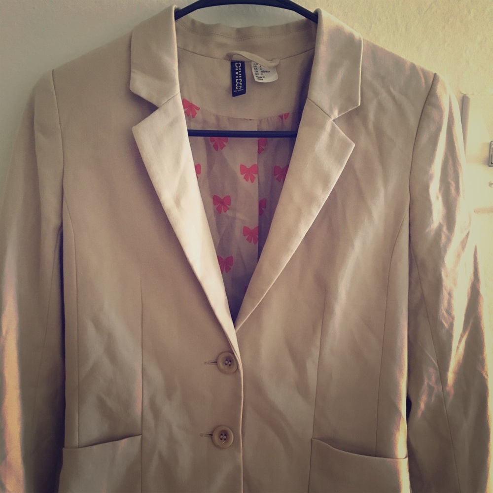 Beige/Tan Blazer with Bow Design on Inner Lining